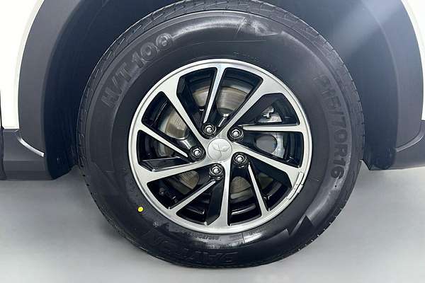 2024 Mitsubishi Eclipse Cross ES YB