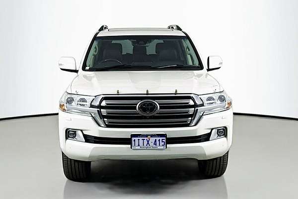2017 Toyota Landcruiser Sahara VDJ200R