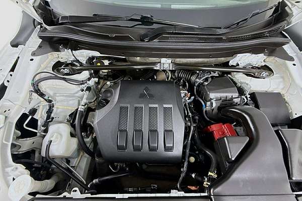 2024 Mitsubishi Eclipse Cross ES YB