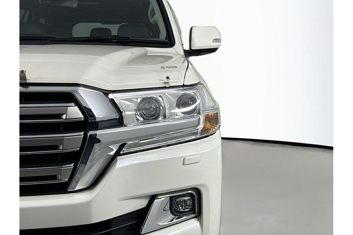 2017 Toyota Landcruiser Sahara VDJ200R