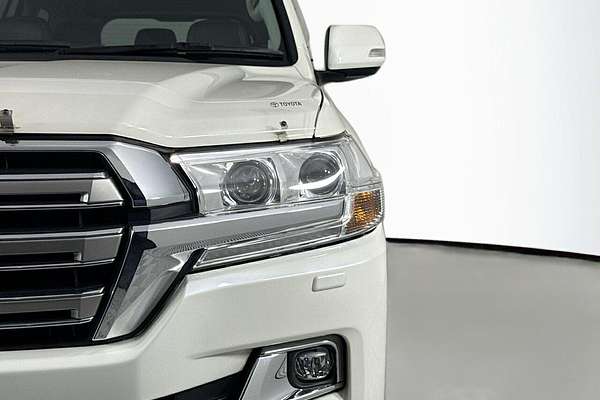 2017 Toyota Landcruiser Sahara VDJ200R