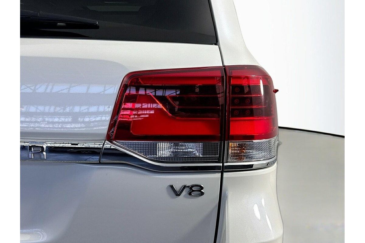 2017 Toyota Landcruiser Sahara VDJ200R