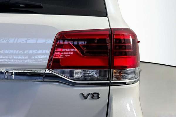 2017 Toyota Landcruiser Sahara VDJ200R