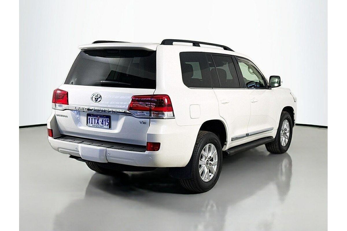 2017 Toyota Landcruiser Sahara VDJ200R