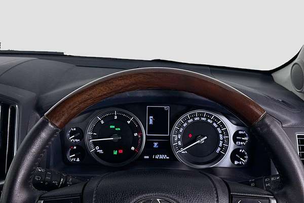 2017 Toyota Landcruiser Sahara VDJ200R