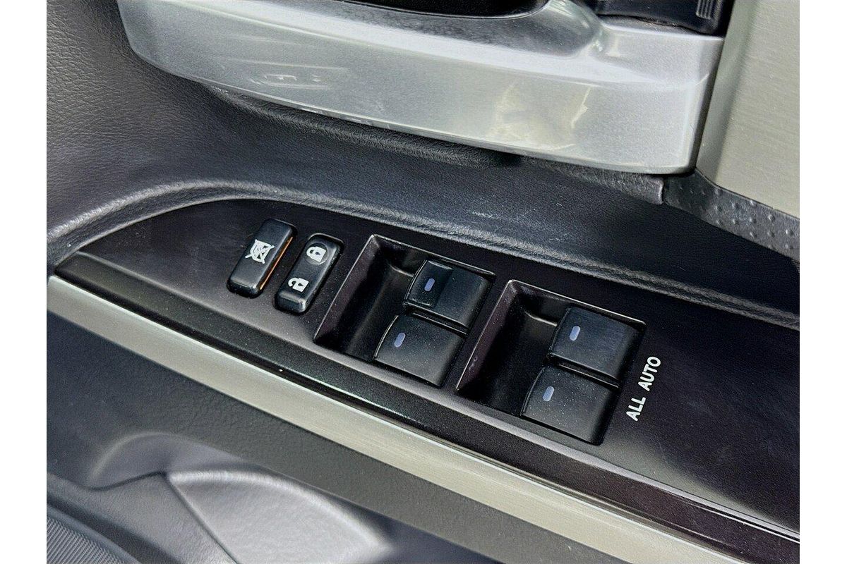 2017 Toyota Landcruiser Sahara VDJ200R