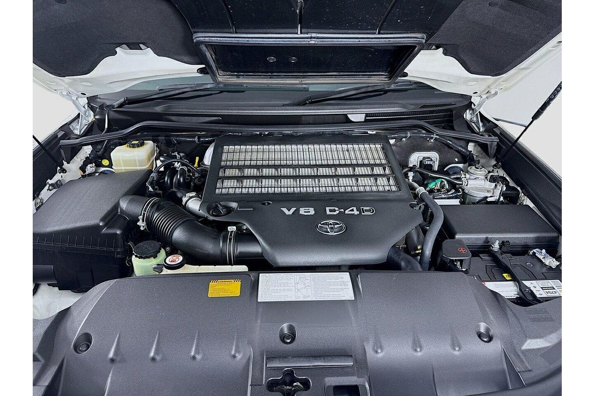 2017 Toyota Landcruiser Sahara VDJ200R