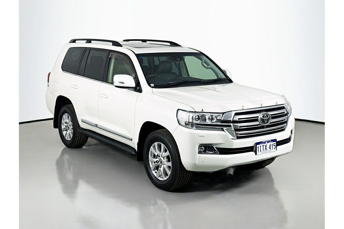 2017 Toyota Landcruiser Sahara VDJ200R