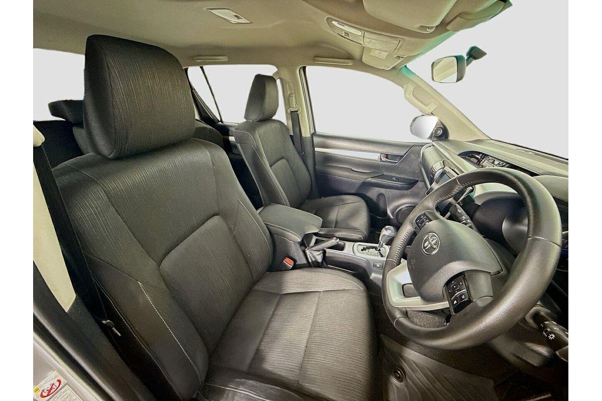2016 Toyota Hilux SR5 GUN126R 4X4
