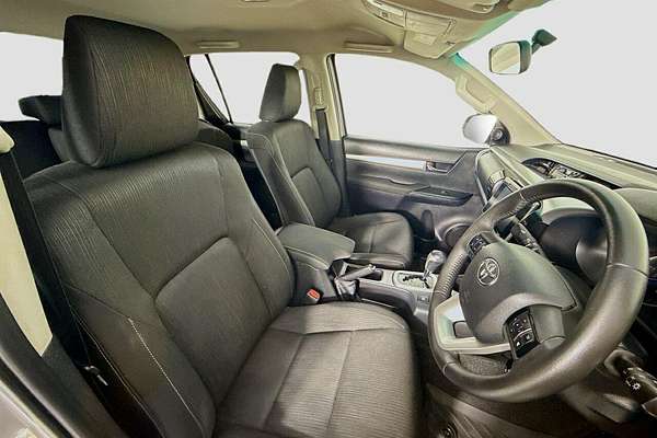 2016 Toyota Hilux SR5 GUN126R 4X4