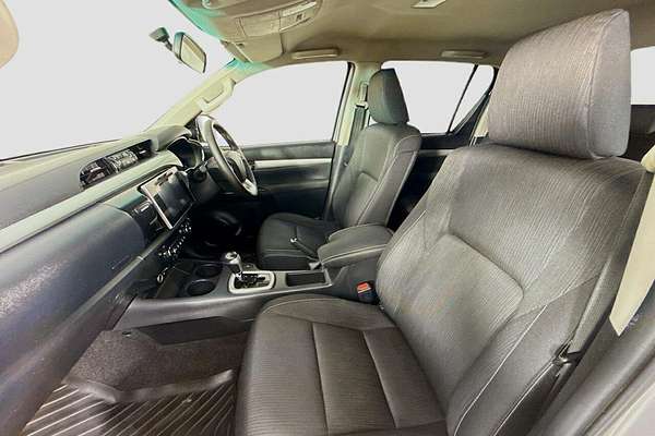 2016 Toyota Hilux SR5 GUN126R 4X4