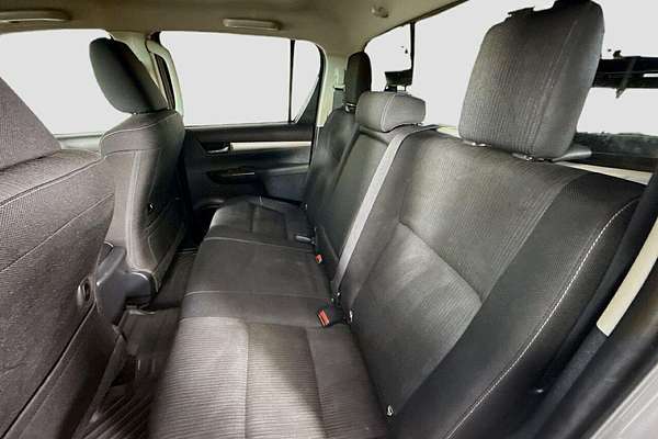 2016 Toyota Hilux SR5 GUN126R 4X4