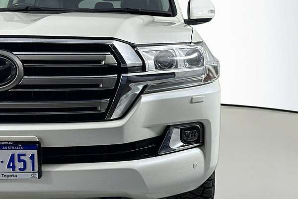 2018 Toyota Landcruiser Sahara VDJ200R