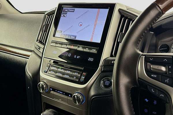 2018 Toyota Landcruiser Sahara VDJ200R