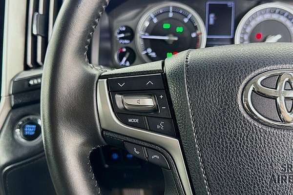 2018 Toyota Landcruiser Sahara VDJ200R