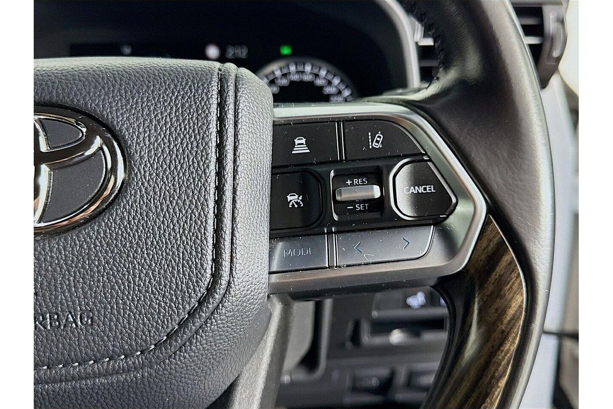 2023 Toyota Landcruiser VX FJA300R