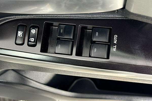 2018 Toyota Landcruiser Sahara VDJ200R