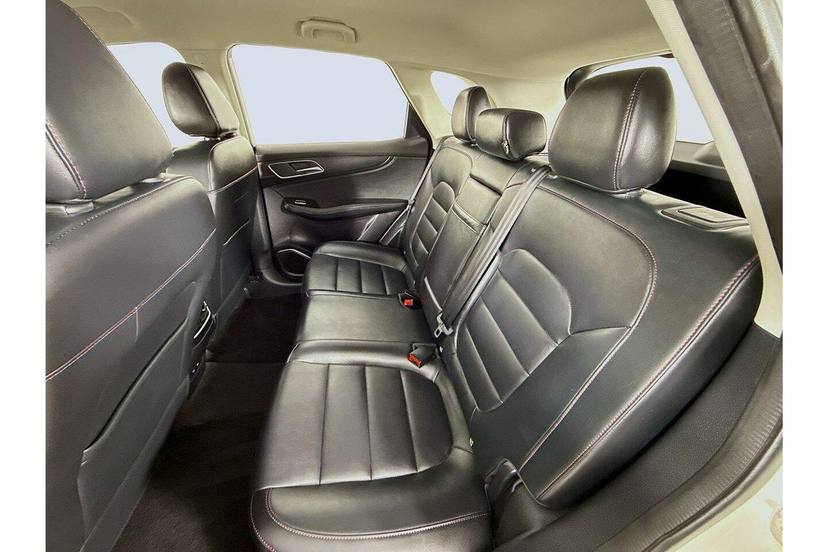 2021 MG HS Excite SAS23