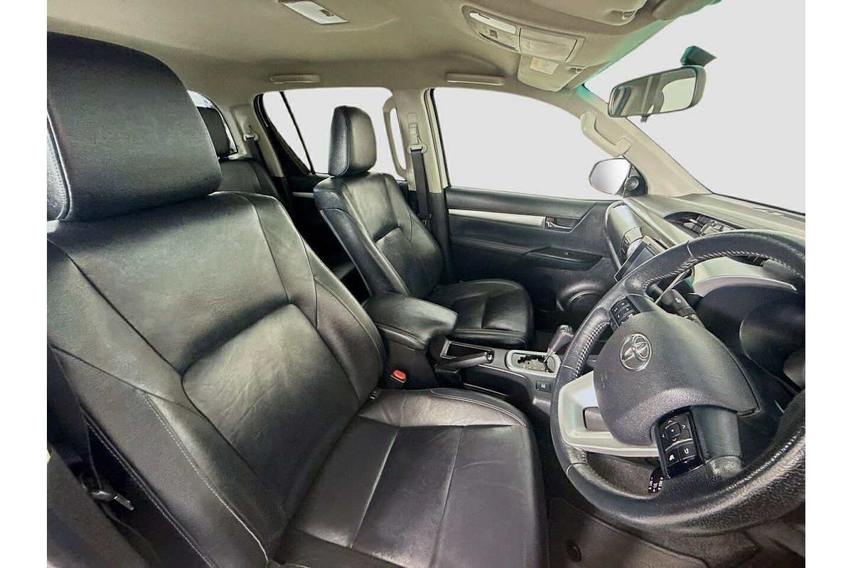 2017 Toyota Hilux SR5 GUN126R 4X4