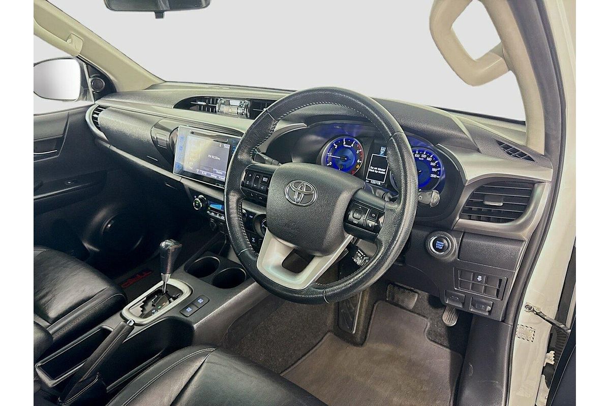 2017 Toyota Hilux SR5 GUN126R 4X4