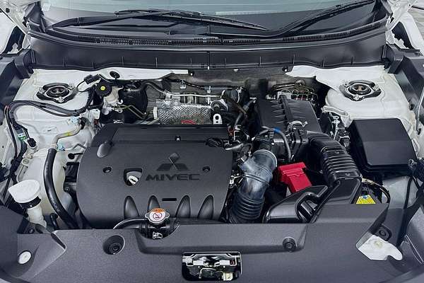 2022 Mitsubishi ASX ES XD