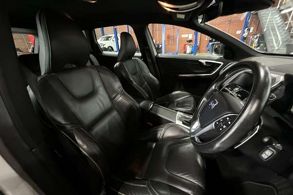 2015 Volvo XC60 D5 R-Design