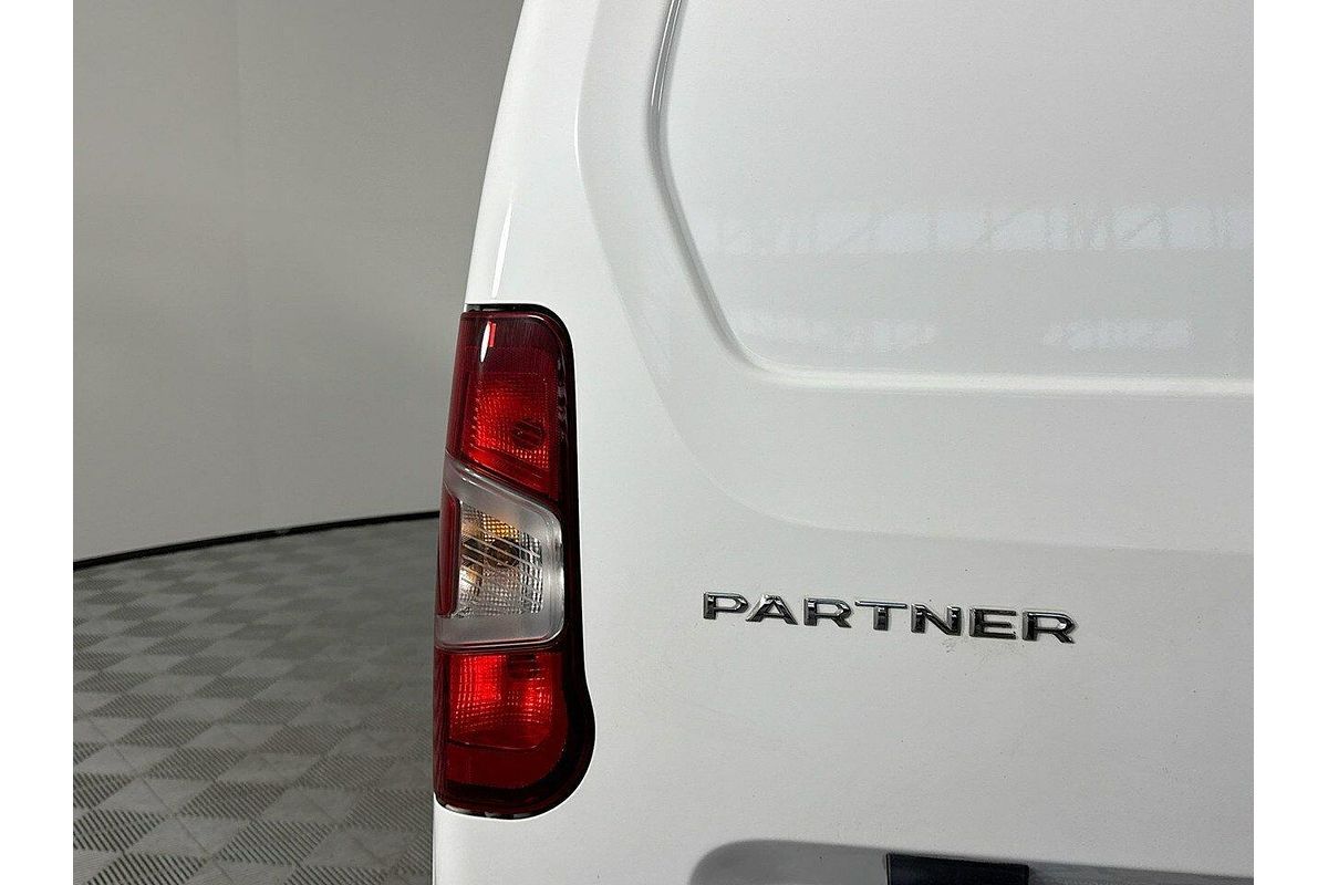 2022 Peugeot Partner Pro K9 SWB Low Roof