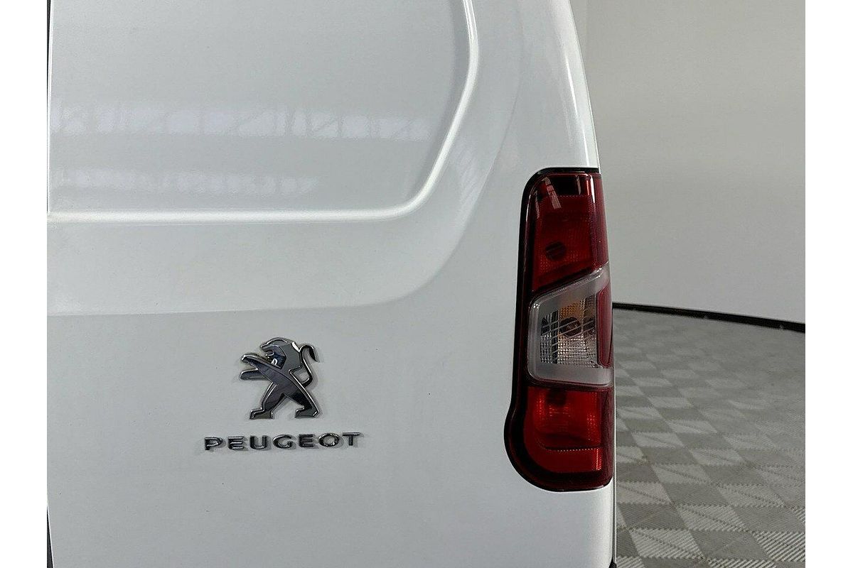 2022 Peugeot Partner Pro K9 SWB Low Roof