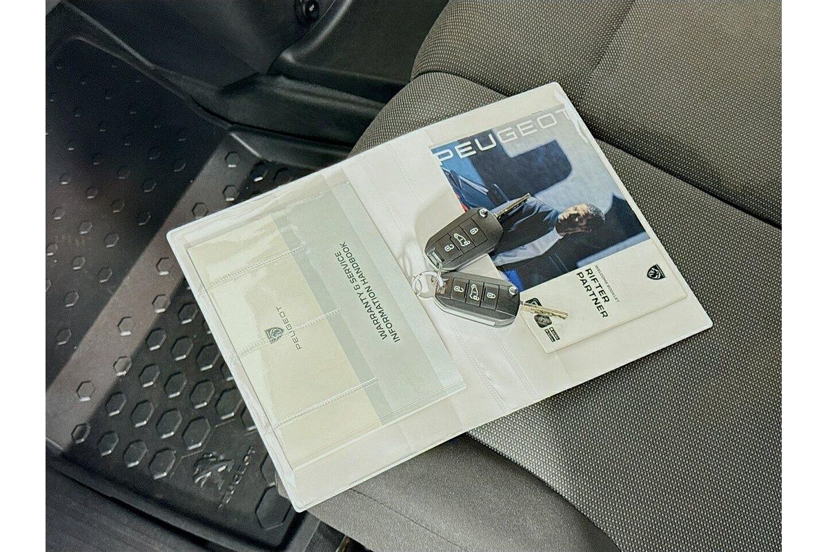 2022 Peugeot Partner Pro K9 SWB Low Roof