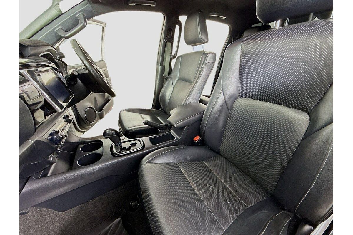 2020 Toyota Hilux Rugged X GUN126R 4X4