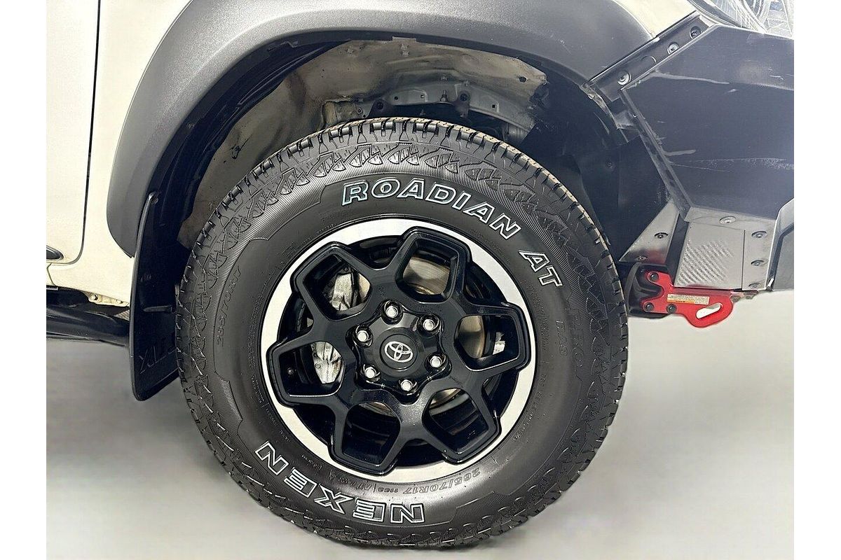 2020 Toyota Hilux Rugged X GUN126R 4X4