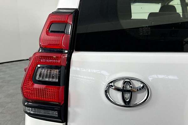 2023 Toyota Landcruiser Prado GX GDJ150R