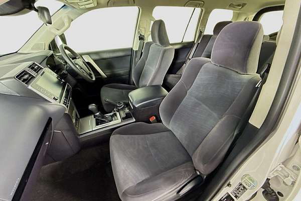 2023 Toyota Landcruiser Prado GX GDJ150R