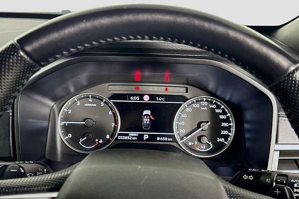 2023 Mitsubishi Outlander LS Black Edition ZM