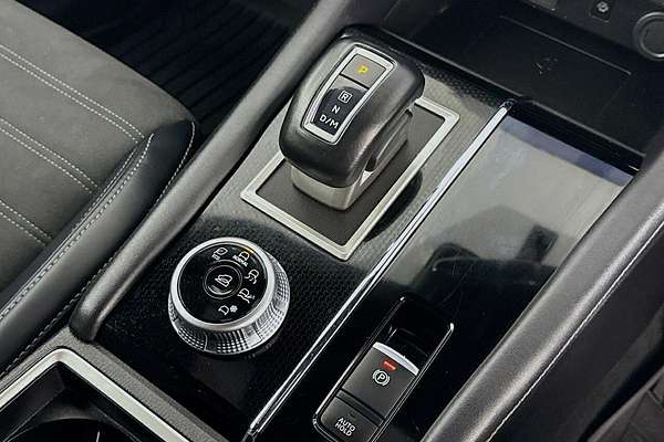 2023 Mitsubishi Outlander LS Black Edition ZM