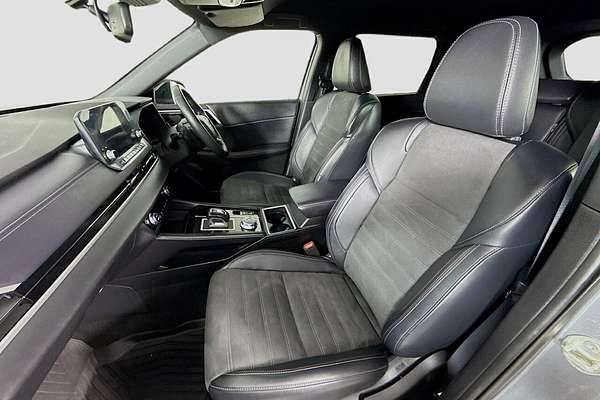 2023 Mitsubishi Outlander LS Black Edition ZM