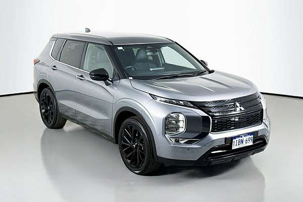 2023 Mitsubishi Outlander LS Black Edition ZM