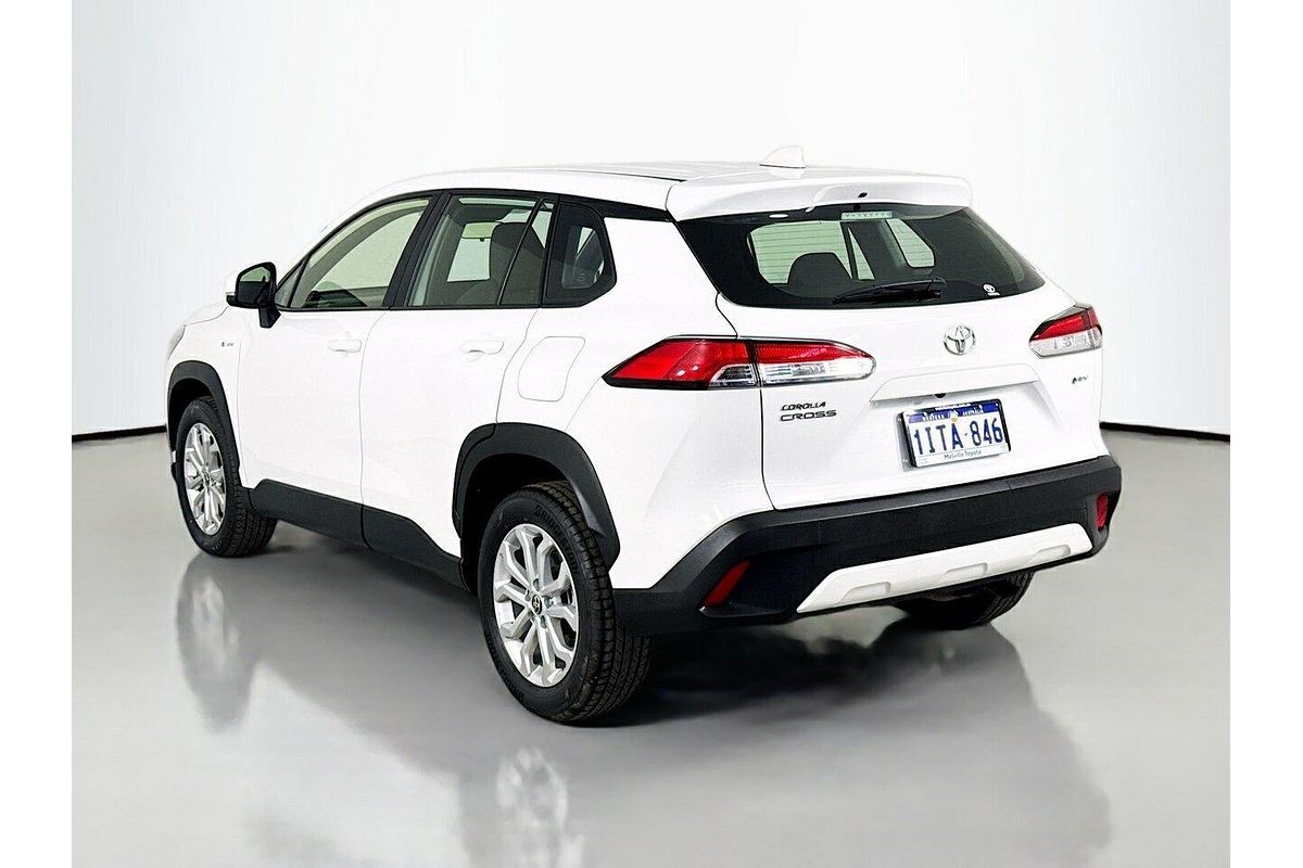2024 Toyota Corolla Cross GX MXGH10R