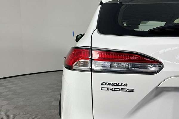 2024 Toyota Corolla Cross GX MXGH10R