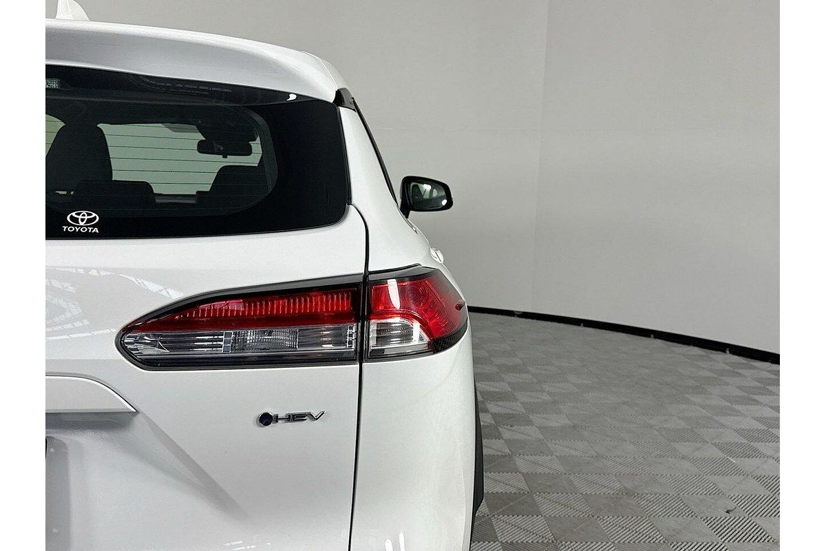 2024 Toyota Corolla Cross GX MXGH10R