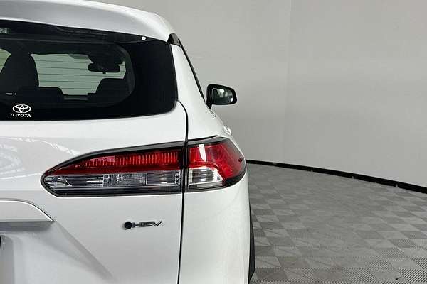 2024 Toyota Corolla Cross GX MXGH10R