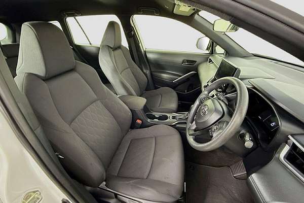 2024 Toyota Corolla Cross GX MXGH10R