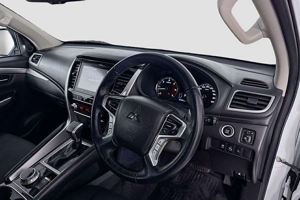 2021 Mitsubishi Pajero Sport GLS QF