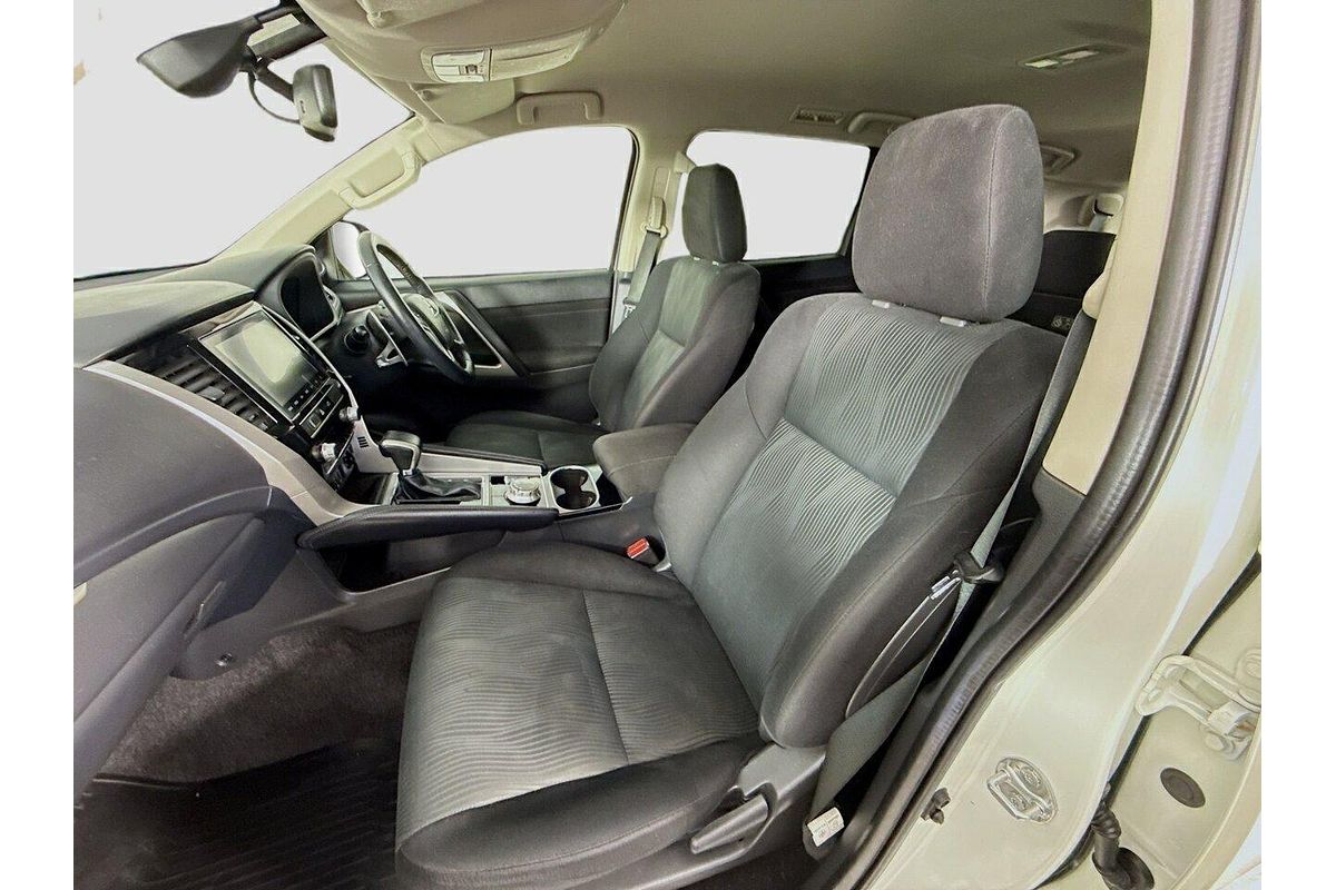 2021 Mitsubishi Pajero Sport GLS QF