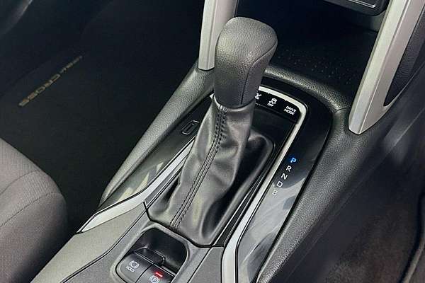 2024 Toyota Corolla Cross GX MXGH10R