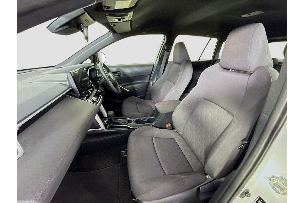 2024 Toyota Corolla Cross GX MXGH10R