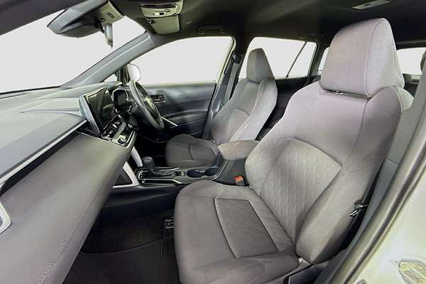 2024 Toyota Corolla Cross GX MXGH10R