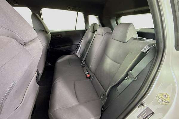 2024 Toyota Corolla Cross GX MXGH10R