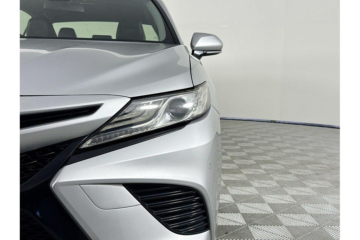 2019 Toyota Camry SX GSV70R