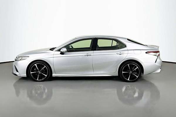 2019 Toyota Camry SX GSV70R